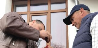 Concurs de spart ouă roșii la Baia de Fier. Doar de gâscă!