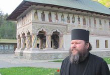 Sfântă Liturghie Arhierească la Mănăstirea Lainici, Gorj – ,,Toţi cei care o cinstim pe Maica Domnului suntem copiii ei şi alergăm la ea ca la o mamă bună şi ajutătoare”!