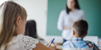 Elevii de clasa a VI-a, testați