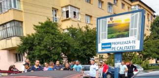 Trei răniţi, între care doi copii, în urma unui accident rutier petrecut în Târgu-Jiu