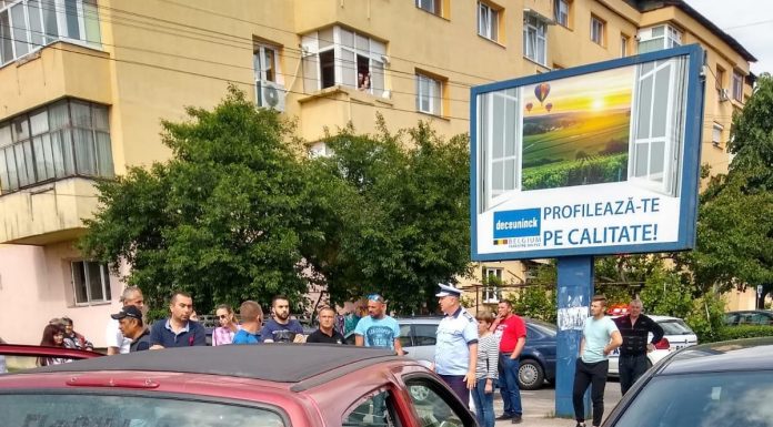 Trei răniţi, între care doi copii, în urma unui accident rutier petrecut în Târgu-Jiu