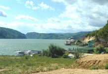 PRIN POARTA DE PIATRĂ A DUNĂRII