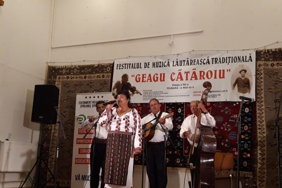 Numeroase premii, acordate câștigătorilor Festivalului ,,Geagu Cătăroiu”