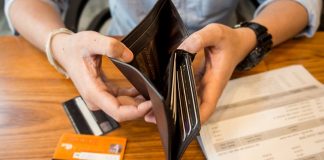 Record de firme închise în Gorj