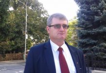 Directorul Muzeului Județean Gorj și o subalternă au zburat spre China