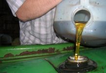 Cercetat după ce a furat 13 litri de motorină