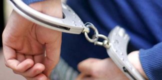 Reținut pentru lovire și amenințare