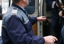 Reținuți după scandal