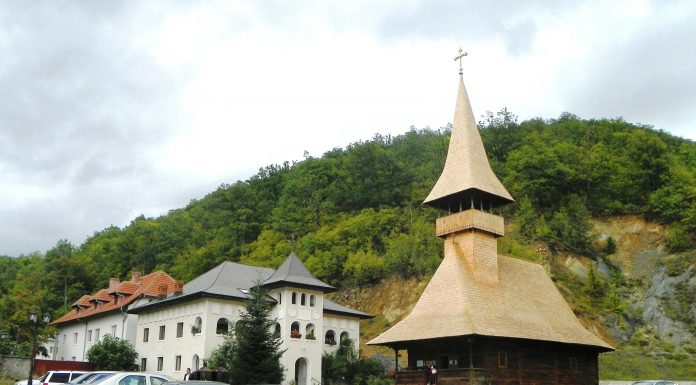 REPERE SPIRITUALE – În vizită la cel mai vechi lăcaş monahal din ţară