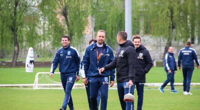 Plecări masive de la Craiova! Craioveanu îl susţine pe Papură