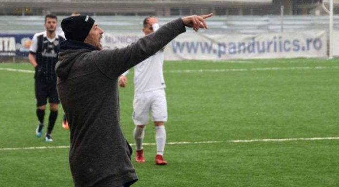Fostul antrenor al lui Sarcină, anunţat ,,principal” la FCSB