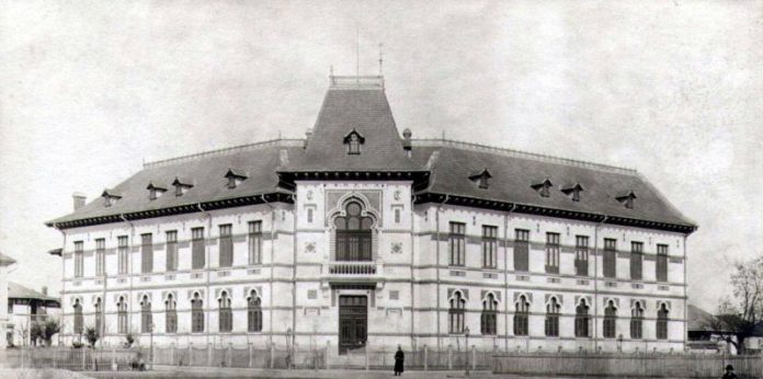 61776789_2358661104191881_7368461891770777600_n