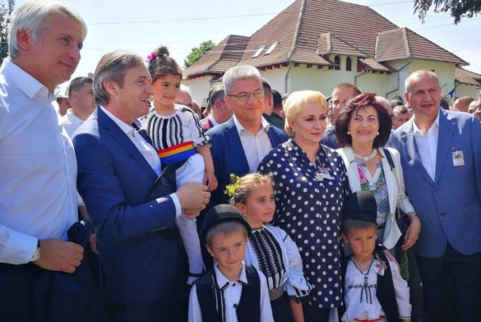 62449765_2405200666421386_6003652079741042688_n