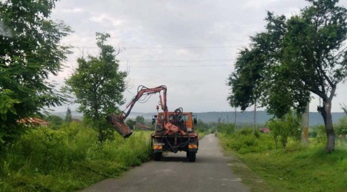 VIDEO: După ce localnicii au prestat gratis – La Cîlnic a apărut și o firmă care lucrează pe bani