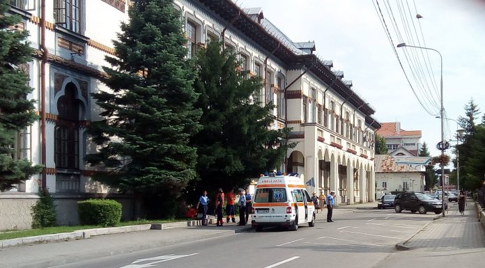 Un fost director din minerit a murit în fața Colegiului Național ,,Tudor Vladimirescu” din Târgu-Jiu!
