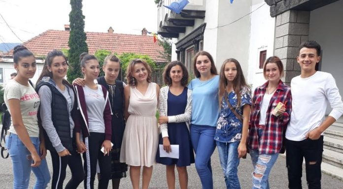 Activităţi inedite pentru elevi, în cadrul Şcolii de vară Novaci