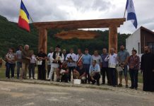 La Polovragi – Sculptori din cinci judeţe vor reconstitui o casă dacică