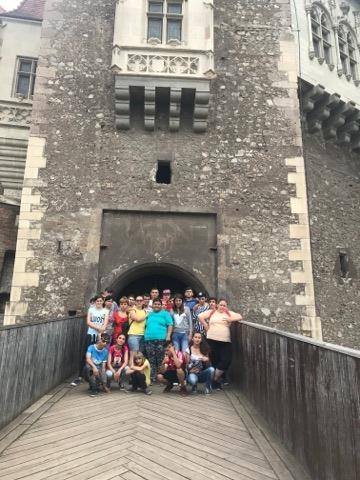 65265299_326102348325831_3133083727949725696_n