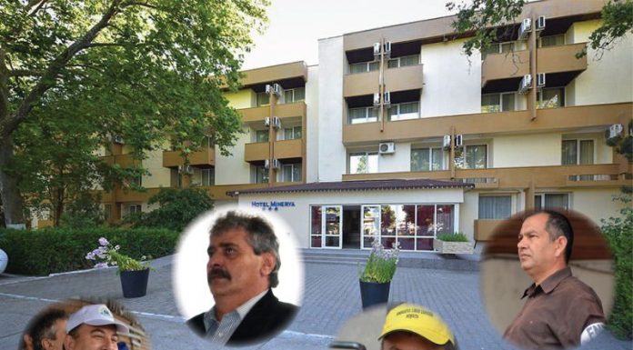 ,,Șandramaua” e gata să se scufunde! Liderii FNME o ard, cu burta la soare, pe Litoral, cu diurnă de la CEO!