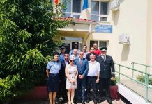 FOTO: Gest nobil din partea polițiștilor gorjeni pentru mămicile de la Centrul Maternal