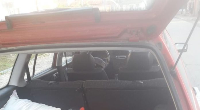 Bulgar oprit în trafic de polițiștii din Gorj! Oamenii legii i-au confiscat toată marfa din portbagajul mașinii