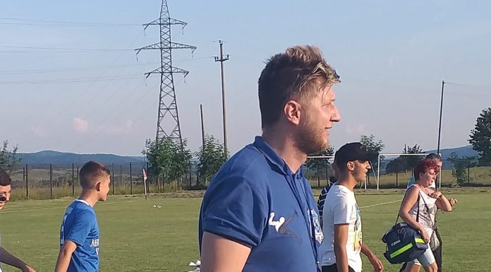 VIDEO: Sărbătoare pe străzile din Târgu-Cărbunești, după promovarea echipei în Liga a III-a