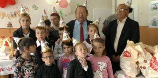 Bucurii dulci de la Morega, pentru copiii Centrului Maternal și cei ai Centrului de Zi din Târgu-Jiu