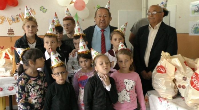 Bucurii dulci de la Morega, pentru copiii Centrului Maternal și cei ai Centrului de Zi din Târgu-Jiu