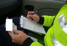 Prins la volan, deși avea permisul suspendat