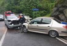 Accident rutier provocat de un șofer începător, după o depăşire riscantă în curbă