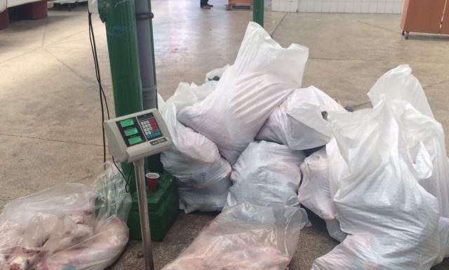 150 de kilograme de carne, confiscate de polițiști
