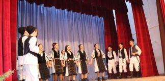 Ansamblul ,,Cheile Oltețului Polovragi”, la Festivalul ,,Hori şi Joc în Maramureş”