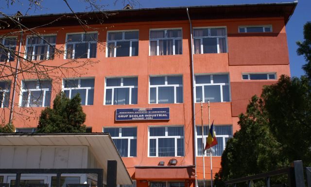 Un liceu din Gorj angajează muncitor calificat