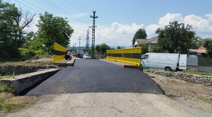 Podul de la Iezureni, dat în folosință