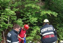 Pompieri, puși pe drumuri degeaba! Un apel la 112 anunța că un bărbat se află într-o prăpastie