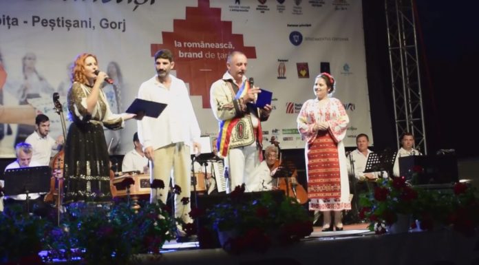 „Firicel” şi Roxana Croitoru, cetăţeni de onoare ai comunei lui Brâncuşi