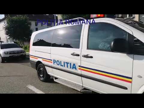 VIDEO: Tânăr din Târgu-Cărbunești, acuzat de proxenetism în Italia, prins acasă