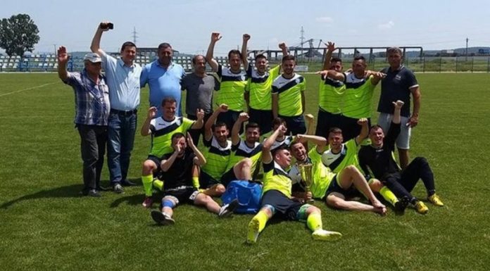 Unirea Cruşeţ – Inter Petrila, în Cupa României