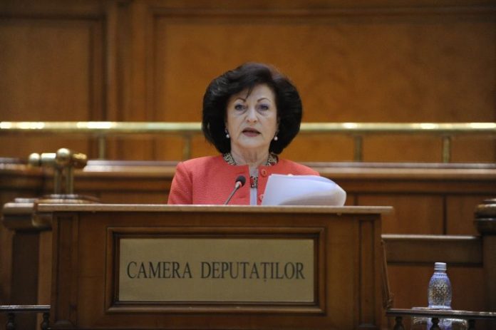 65837064_396623160969407_7695579069324197888_n