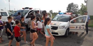 Poliția, în acțiune, în cartierul Narciselor