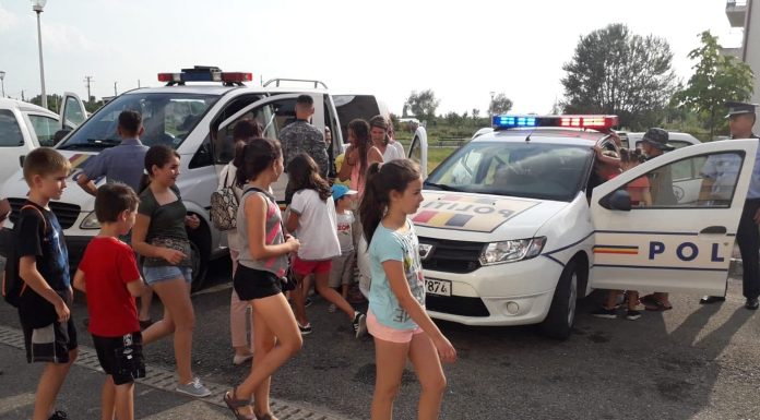 Poliția, în acțiune, în cartierul Narciselor