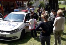 Demonstrație cu câini polițiști pentru persoanele cu dizabilități, în Târgu-Jiu