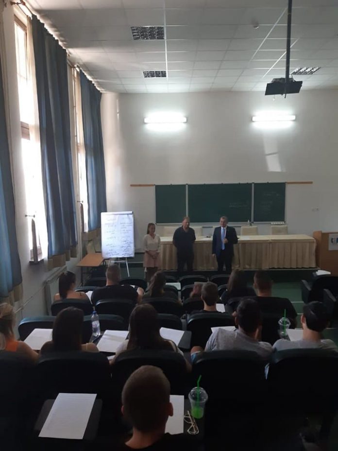 67305515_639945669858452_2808689370683408384_n