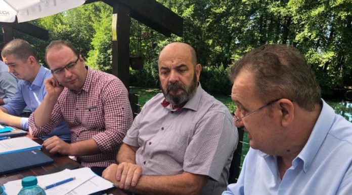 GORJUL, gazdă a seminarului național privind extinderea rețelelor de apă și canalizare prin fonduri europene