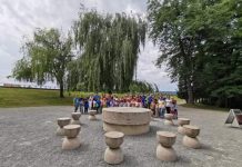 FOTO: Elevii și profesorii unei școli din Galați, în vizită la CNIPT Târgu Jiu