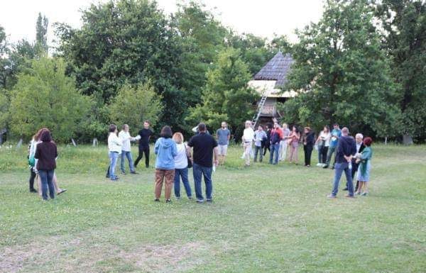 Vernisaj româno-francez, la muzeul de la Curtișoara