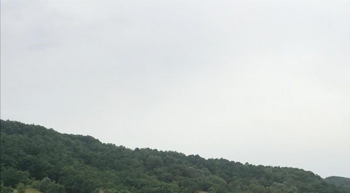 Dispensar modern lângă primărie