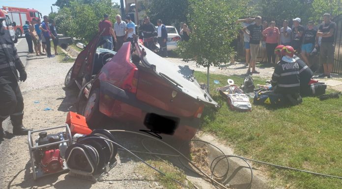 FOTO: Accident cu șase victime, la Plopșoru