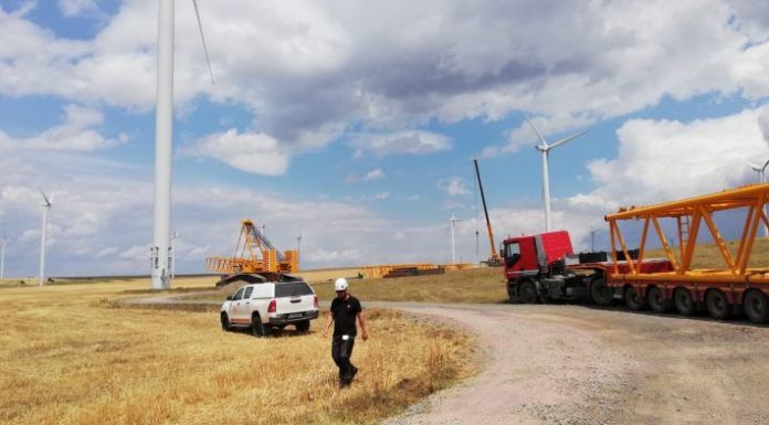 Începe recrutarea minerilor în domeniul eolian