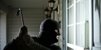 Cum să te fereşti de hoţi! Sfaturile poliţiştilor pentru un concediu liniştit